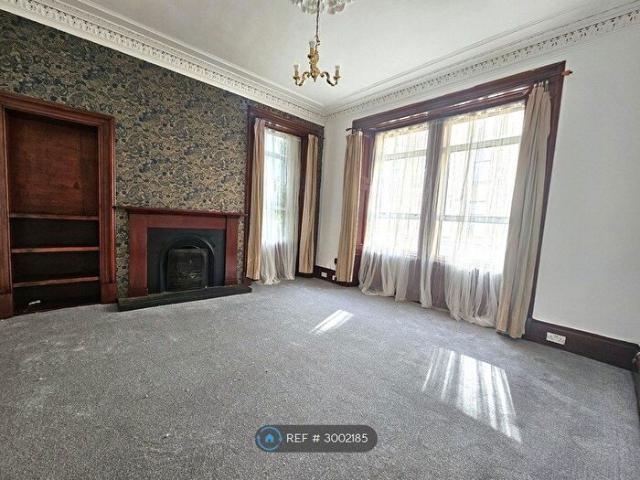 Apartment for rent in Glenburn, Scotland