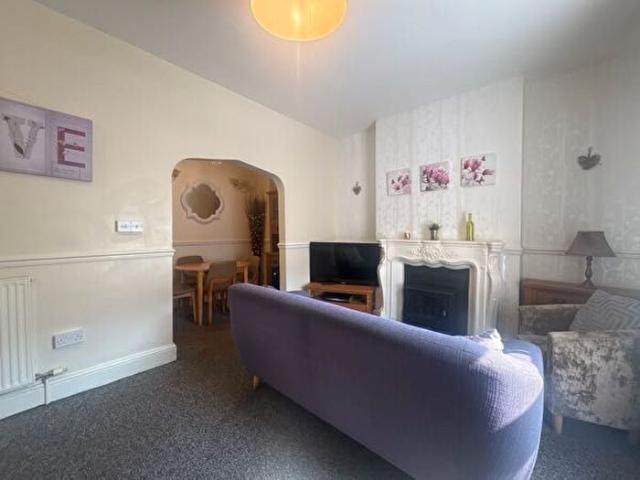 Apartment for rent in Cwm, Wales