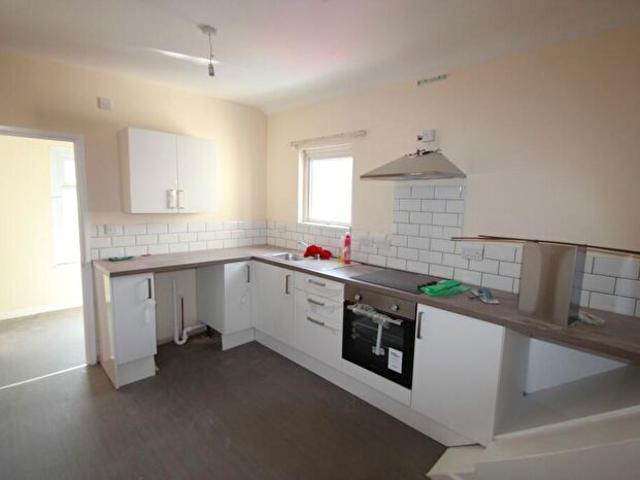 Apartment for rent in Cwm, Wales