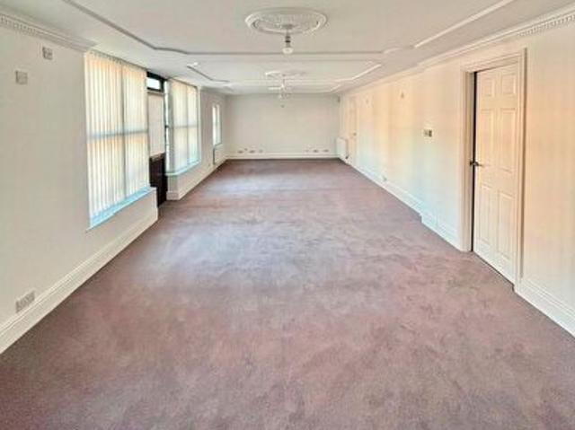 Apartment for rent in Nangreaves, Wales
