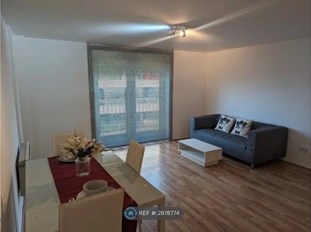 Apartment for rent in Bede Island, Old Wharf