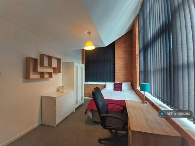 Apartment for rent in Highfields, Old Wharf