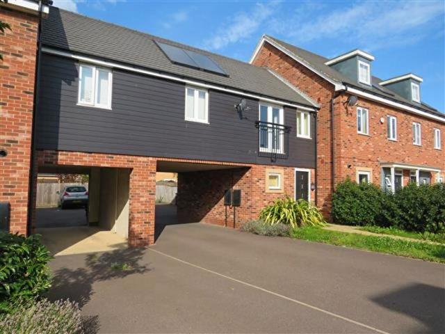 Apartment for rent in Stratford Park, Milton Keynes