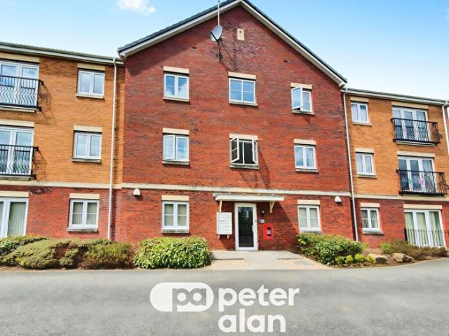 Apartment for rent in Llanharry, Brynsadler