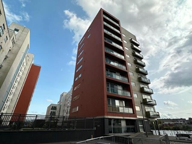 Apartment for rent in Thornwood, Govan