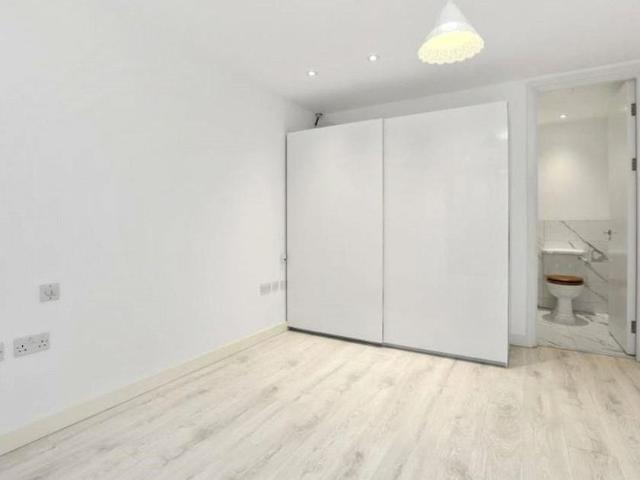 Apartment for rent in West Hampstead, Greater London