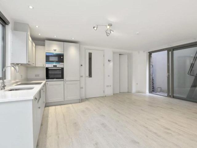 Apartment for rent in West Hampstead, Greater London