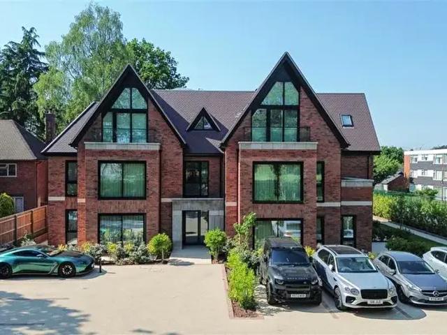 Apartment for rent in Blossomfield, West Midlands