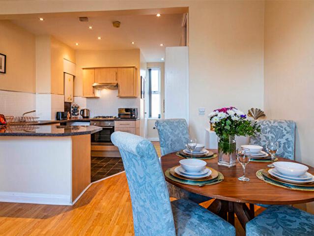 Apartment for rent in Abbey Park, Barton In Fabis