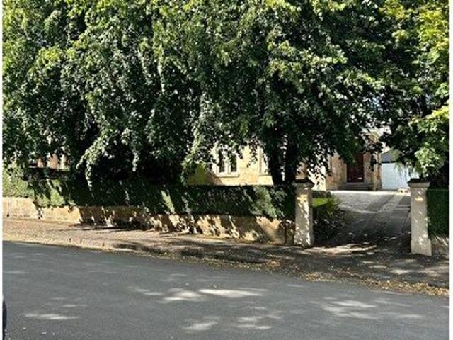 Apartment for rent in Shawmoss, Pollokshields