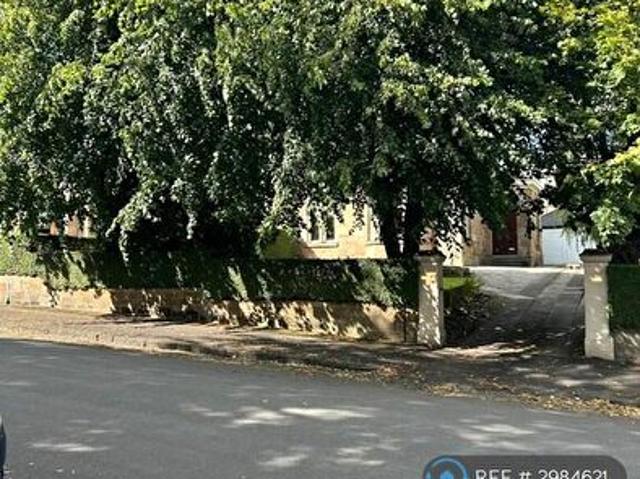 Apartment for rent in Shawmoss, Pollokshields