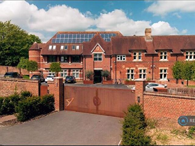 Apartment for rent in Osney, The Slade