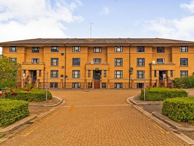 Apartment for rent in Old Wolverton, Milton Keynes