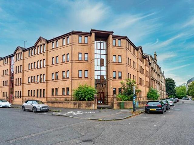 Apartment for rent in North Woodside, Scotland