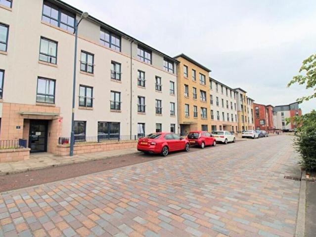 Apartment for rent in Hutchesontown, Oatlands