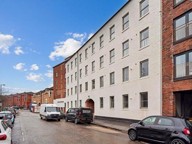 Apartment for rent in Hutchesontown, Gorbals