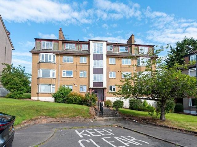 Apartment for rent in Robslee, Thornliebank