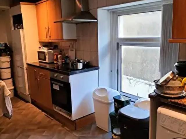 Apartment for rent in Mount Pleasant, Swansea