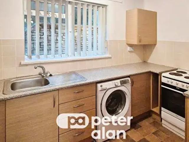 Apartment for rent in Coedffranc, Skewen