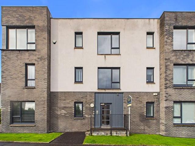 Apartment for rent in Bearsden, Scotland