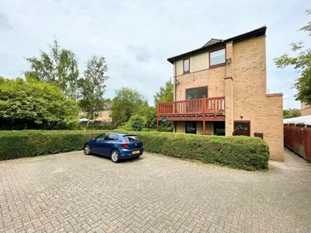 Apartment for rent in Shenley Brook End, Milton Keynes