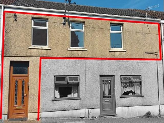 Apartment for rent in Maesteg, Nantyffyllon
