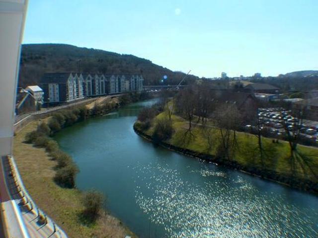 Apartment for rent in Nangreaves, Wales