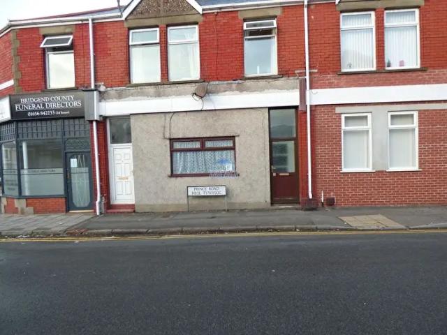 Apartment for rent in Pyle, Kenfig Hill