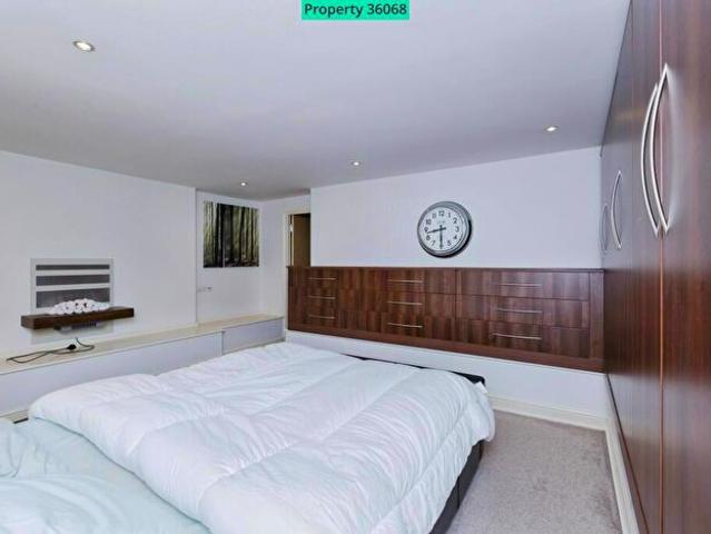 Apartment for rent in Highfields, Old Wharf