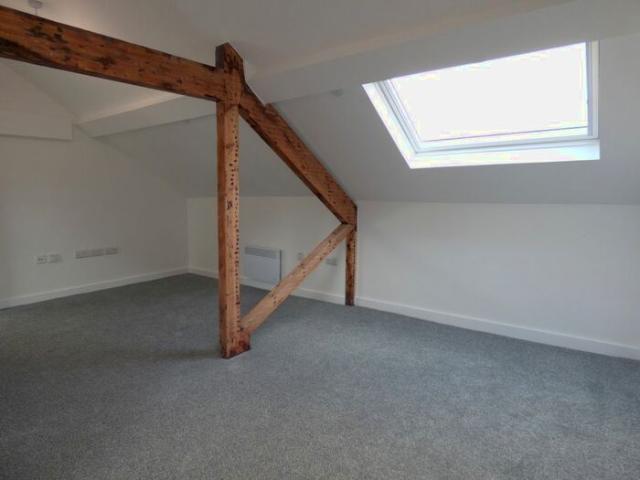 Apartment for rent in Johnstown, Carmarthen