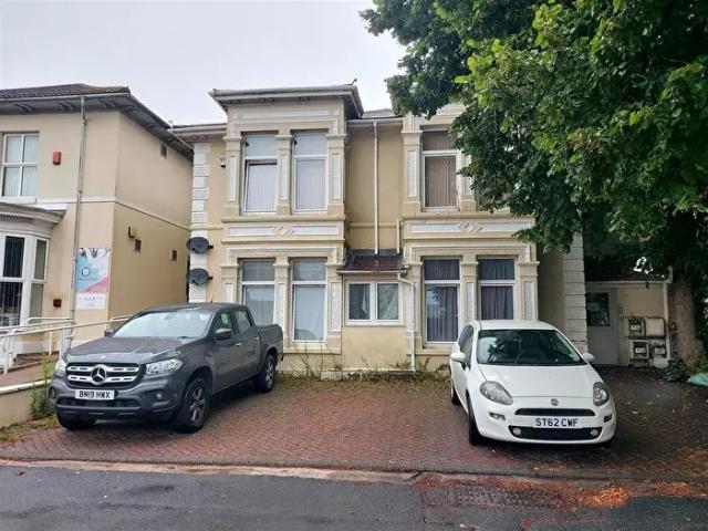 Apartment for rent in Wern, Llanelli