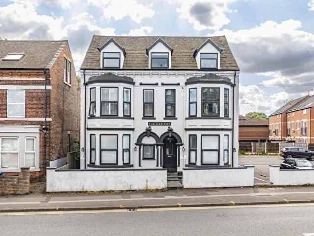 Apartment for rent in Abbey Park, Barton In Fabis