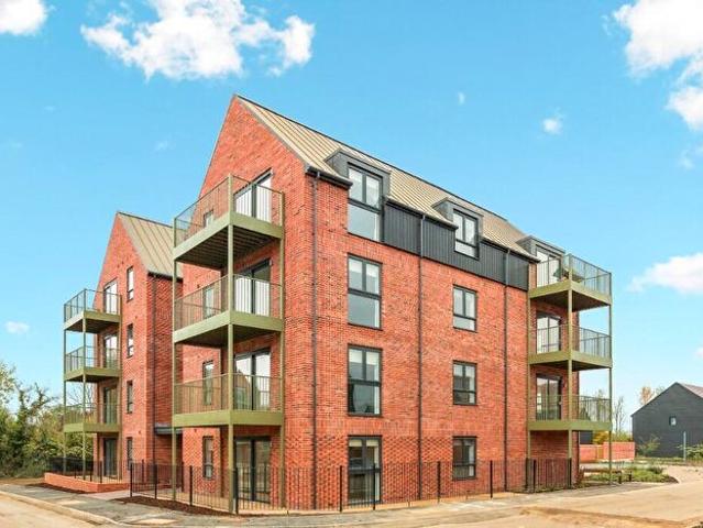 Apartment for rent in Shenley Church End, Milton Keynes