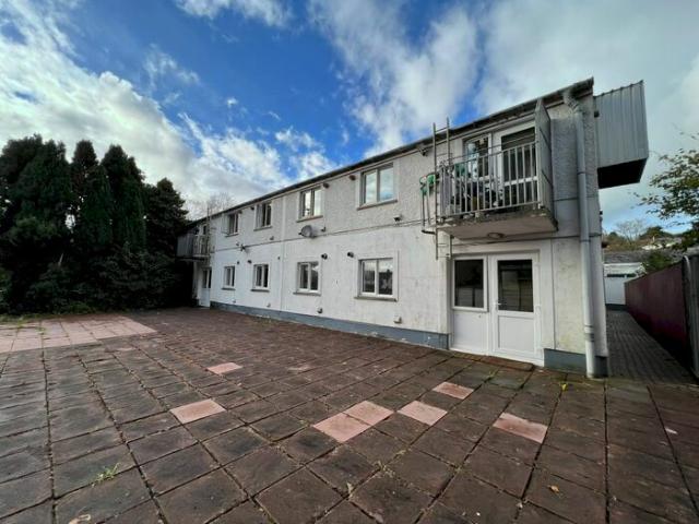 Apartment for rent in Carmarthen, Wales