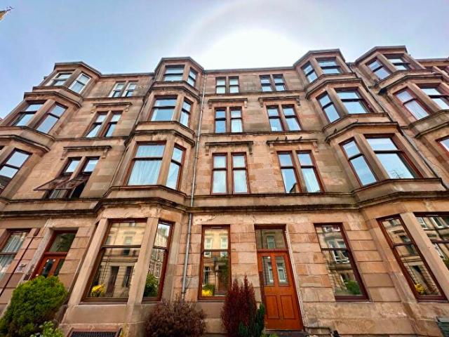 Apartment for rent in The Drives, Dennistoun