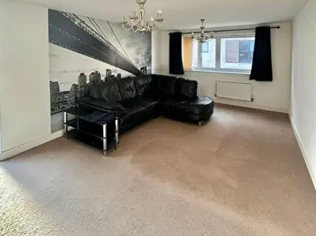 Apartment for rent in Hafod, Swansea