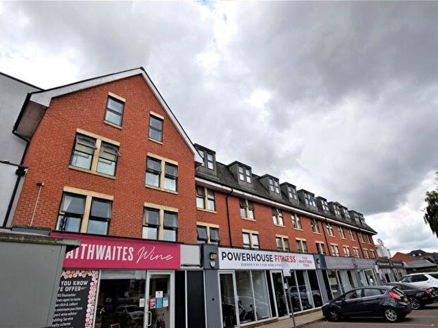 Apartment for rent in Abbey Park, Barton In Fabis