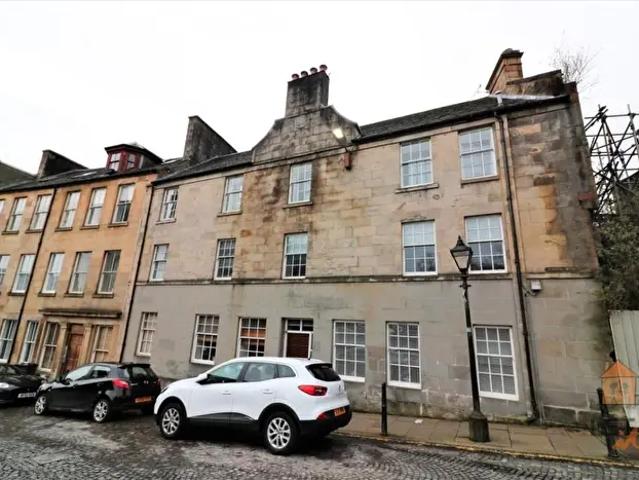 Apartment for rent in Castlehead, Glenburn