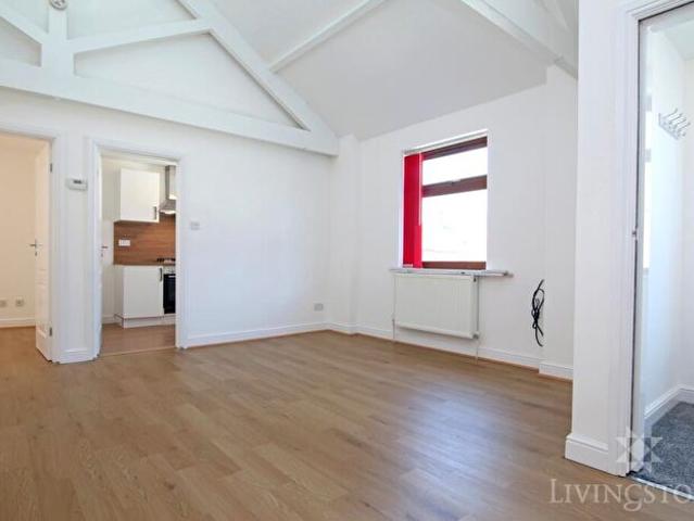 Apartment for rent in Belgrave, Old Wharf