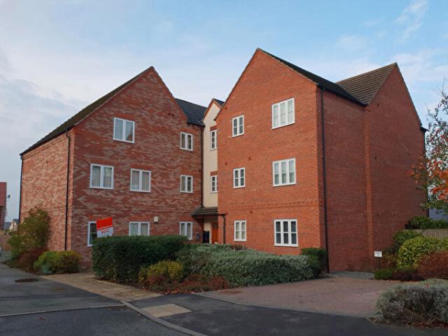 Apartment for rent in Overslade, New Bilton