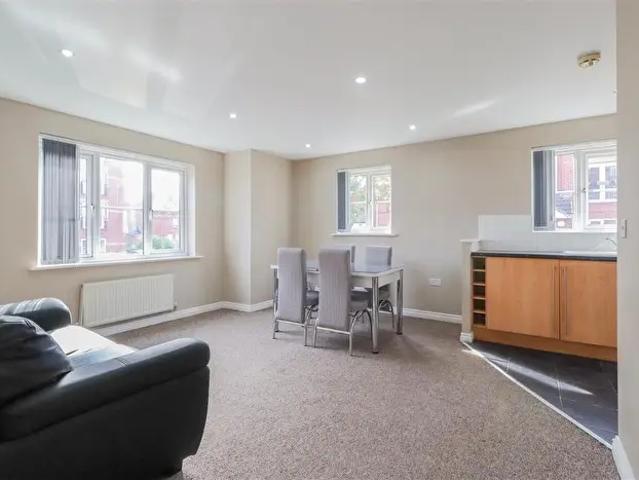 Apartment for rent in Ball Hill, Coventry