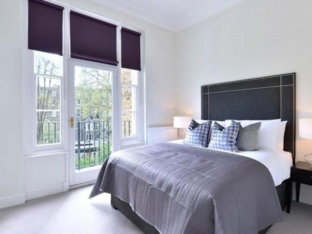 Apartment for rent in Earl's Court, Greater London