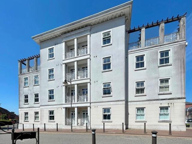 Apartment for rent in Dickens Heath, West Midlands