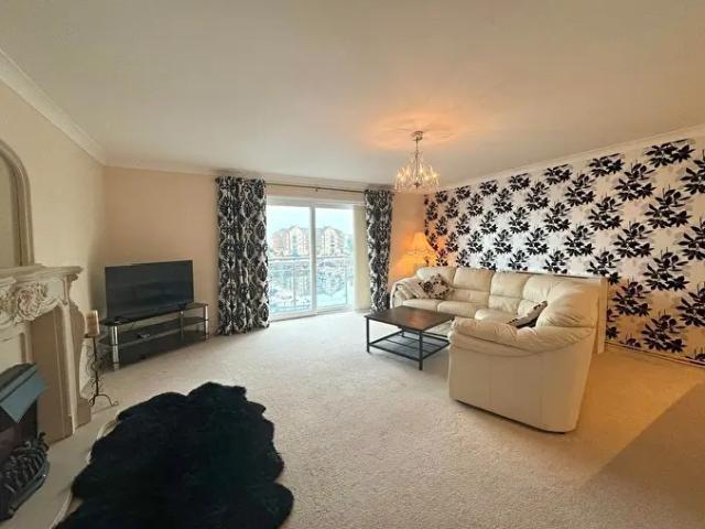 Apartment for rent in Waterfront, Swansea