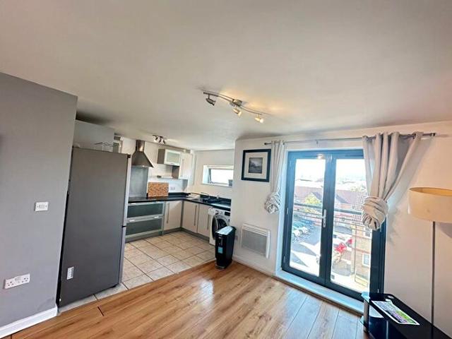 Apartment for rent in Nangreaves, Wales