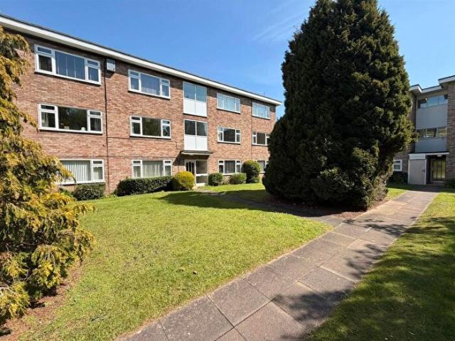Apartment for rent in Cliff Hill, Green Close
