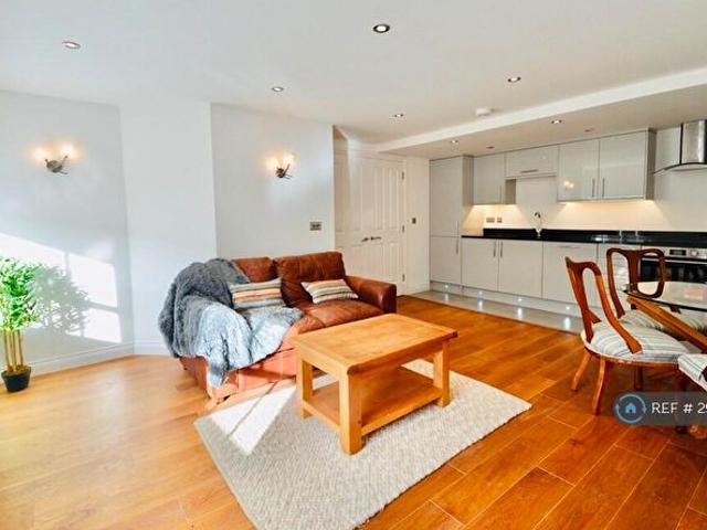 Apartment for rent in St Ann's, Haddon