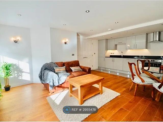 Apartment for rent in St Ann's, Haddon