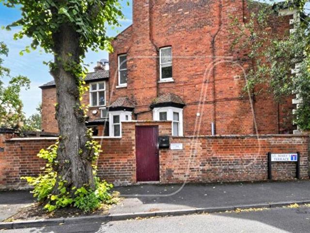 Apartment for rent in Sydenham, Green Close