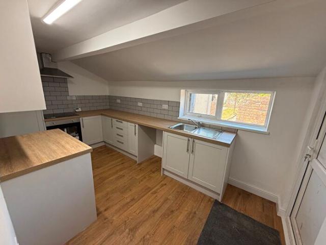 Apartment for rent in Pontarddulais, Wales